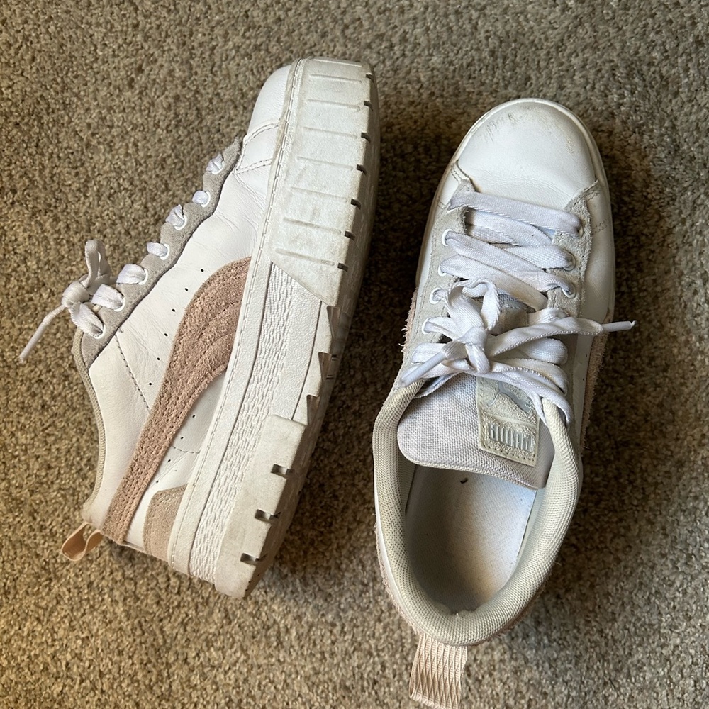 Puma Women's White and Pink Sneakers